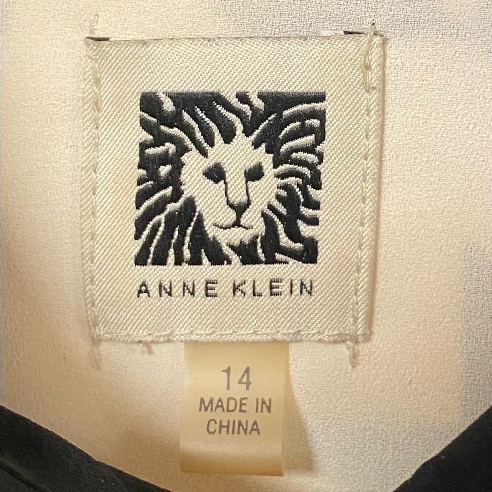 Anne Klein Black and White Houndstooth Shirt. Size 14 - Picture 4 of 7